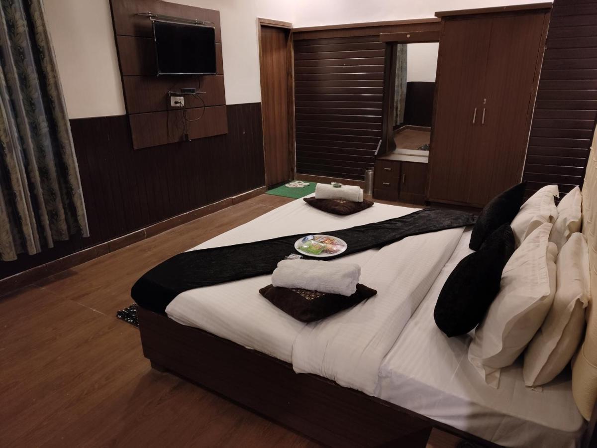 Kartikay Hotel Hisār Εξωτερικό φωτογραφία