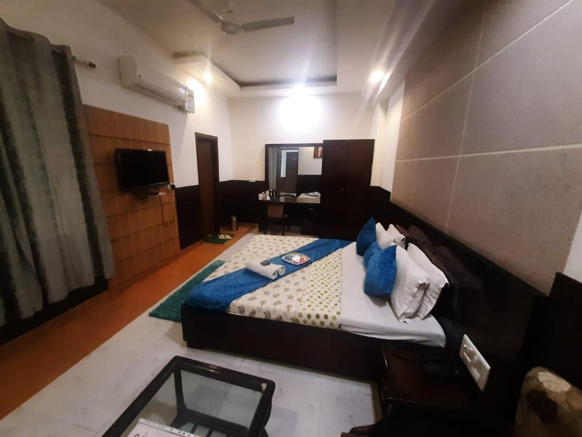 Kartikay Hotel Hisār Εξωτερικό φωτογραφία