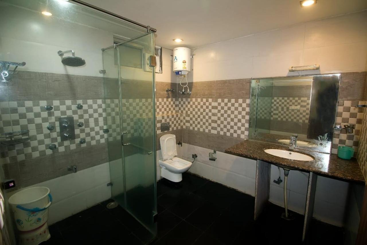 Kartikay Hotel Hisār Εξωτερικό φωτογραφία