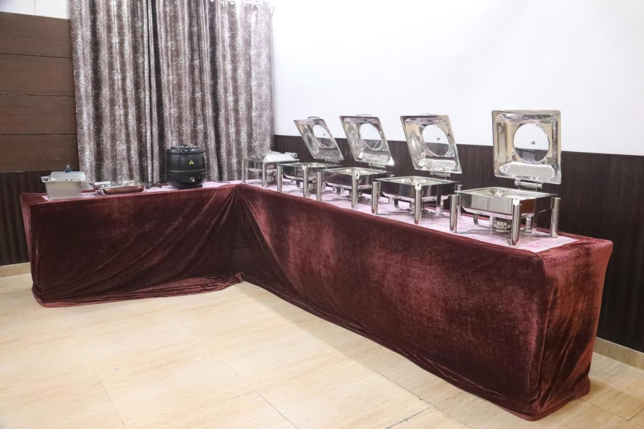 Kartikay Hotel Hisār Εξωτερικό φωτογραφία